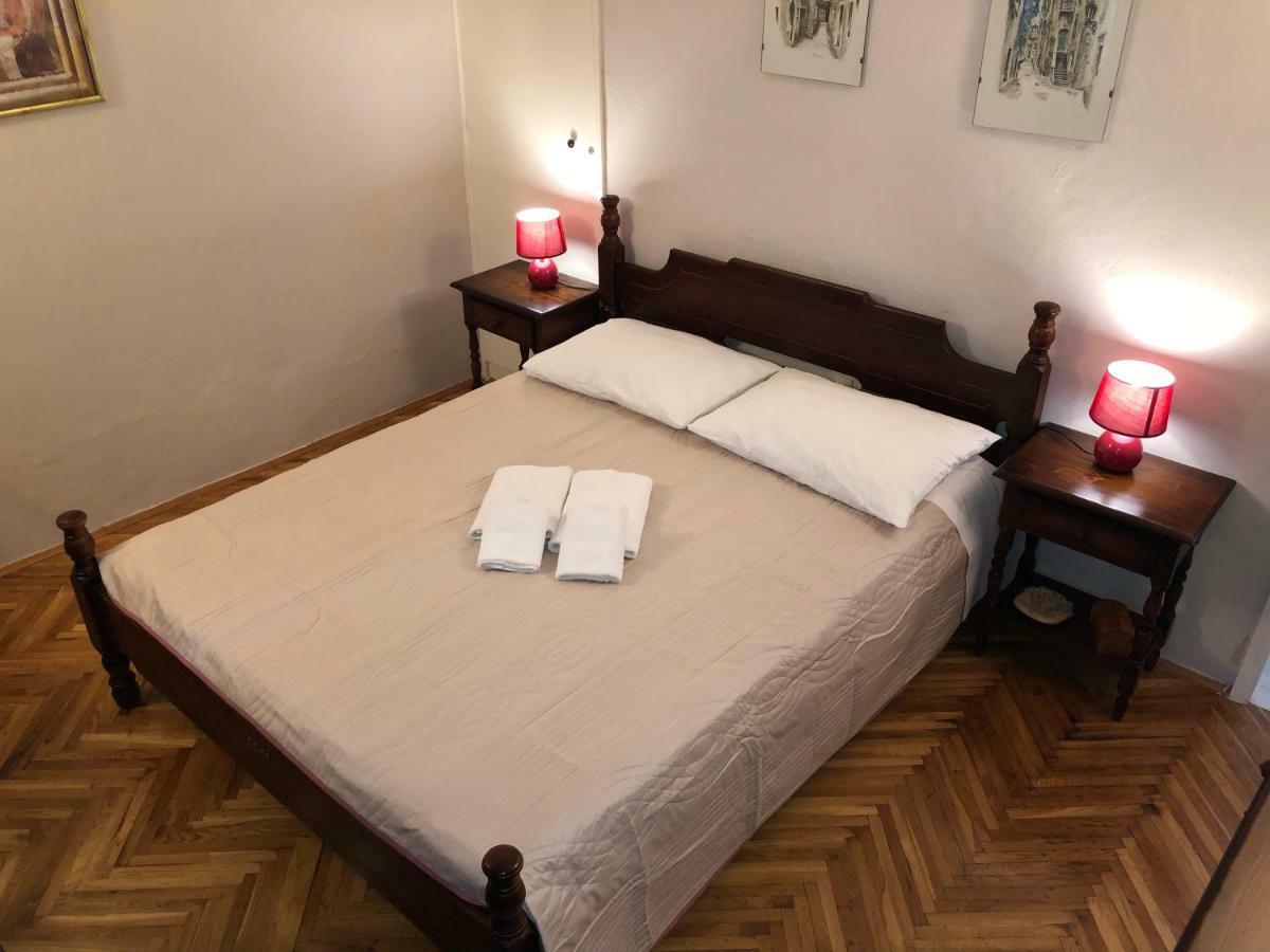 Apartment Nicolas Котор Экстерьер фото